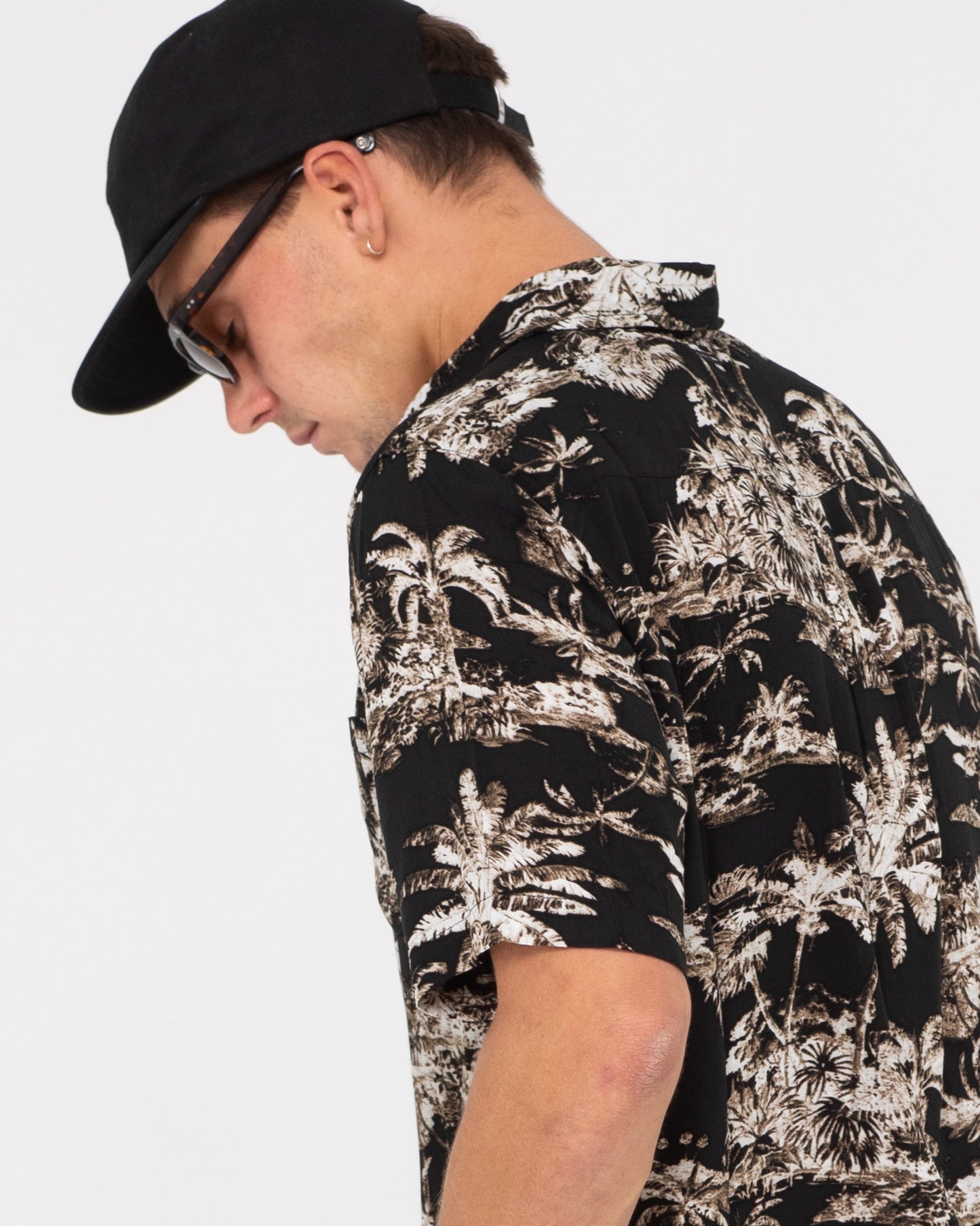 PALM READER SHORT SLEEVE SHIRT