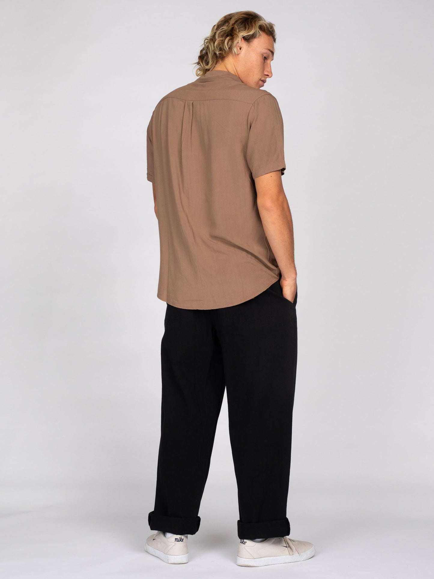 RAZOR BLADE SHORT SLEEVE RAYON SHIRT